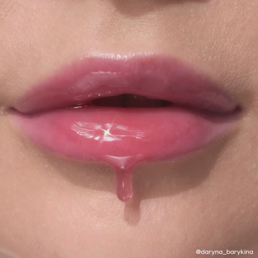 očarljivo in sočno