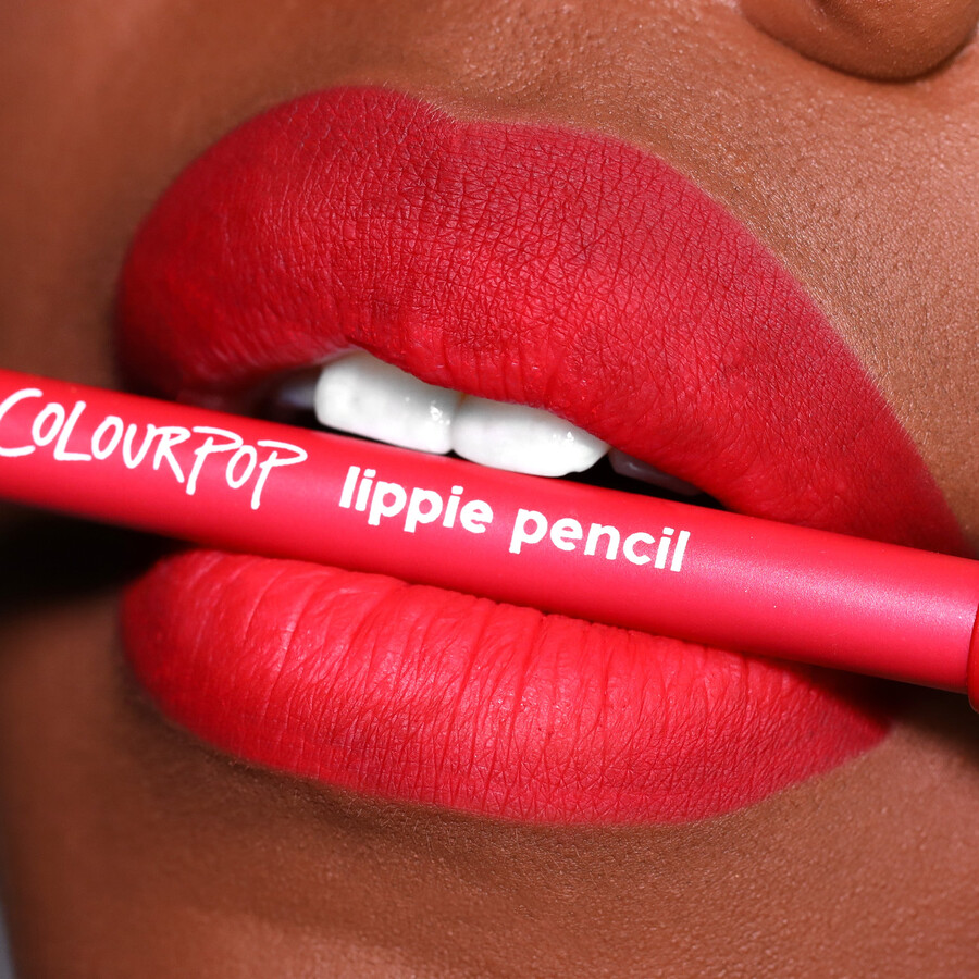 svinčnik za ustnice