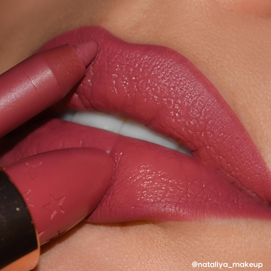 svinčnik za ustnice